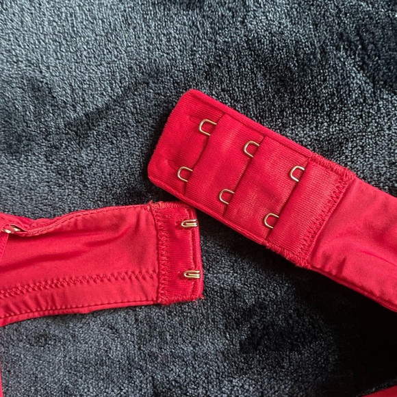 Montelle Wireless Molded Cup Bra - Picture 8 of 8